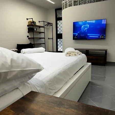 アパート Blu ローマ